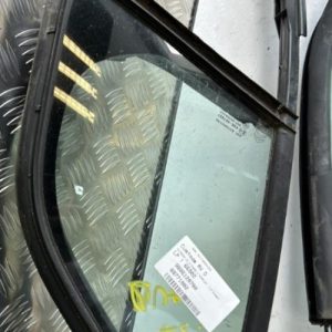 Custode avant droit (porte) CITROEN C3 2 PHASE 1 Diesel - Image 1