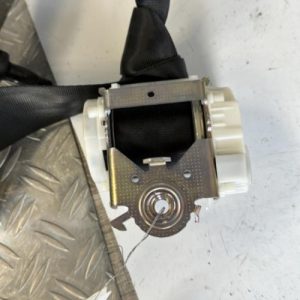 Ceinture arriere droit PEUGEOT 308 2 SW PHASE 1 BREAK Diesel - Image 1