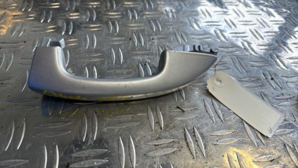 Poignee porte arriere droit VOLKSWAGEN GOLF 6 Essence - Image 3
