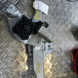 Leve vitre electrique avant gauche DACIA SANDERO 1 Diesel - Image 1