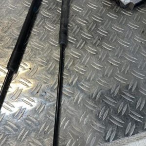 Verin de capot RENAULT MEGANE 3 PHASE 1 Diesel - Image 1