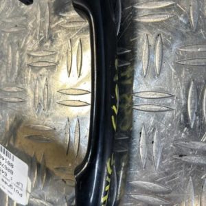 Poignee porte avant gauche RENAULT GRAND SCENIC 3 PHASE 3 Diesel - Image 1