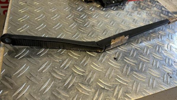 Bras essuie glace avant droit RENAULT CLIO 4 PHASE 2 Essence - Image 3