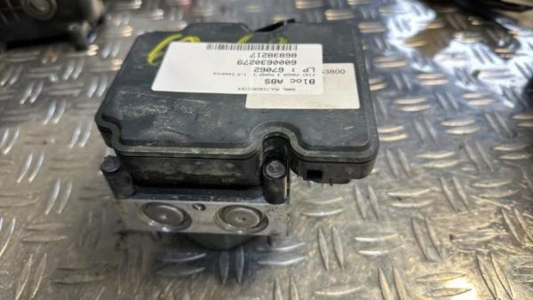 Bloc ABS (freins anti-blocage) FIAT PANDA 3 PHASE 1 Essence - Image 2