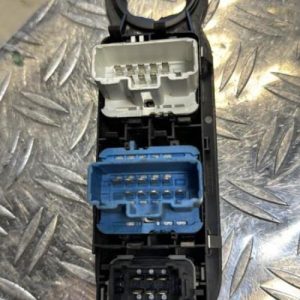 Interrupteur de leve vitre avant gauche RENAULT MODUS PHASE 2 Diesel - Image 1