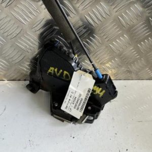 Serrure avant droit TOYOTA COROLLA VERSO 2 PHASE 1 Diesel - Image 1