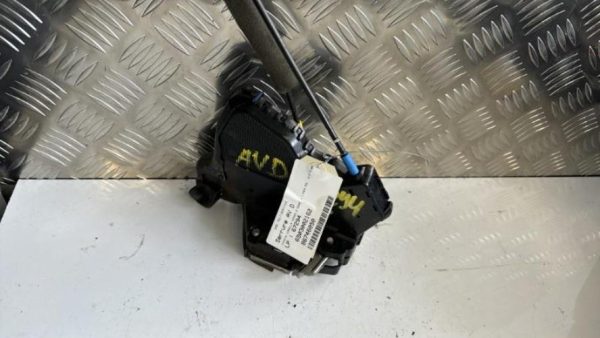 Serrure avant droit TOYOTA COROLLA VERSO 2 PHASE 1 Diesel - Image 1