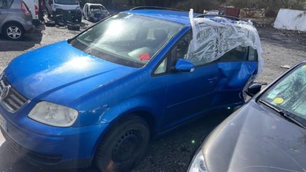 Pare boue avant gauche VOLKSWAGEN TOURAN 1 PHASE 1 Diesel - Image 4