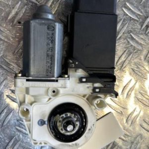 Moteur leve vitre avant gauche VOLKSWAGEN GOLF 4 Diesel - Image 1
