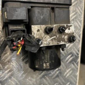 Bloc ABS (freins anti-blocage) VOLKSWAGEN GOLF 4 Diesel - Image 1