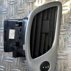 Aerateur tableau de bord avant gauche RENAULT GRAND SCENIC 3 PHASE 1 Diesel - Image 1