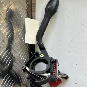 Commodo d'essuie glaces VOLKSWAGEN POLO 3 PHASE 2 Diesel - Image 1