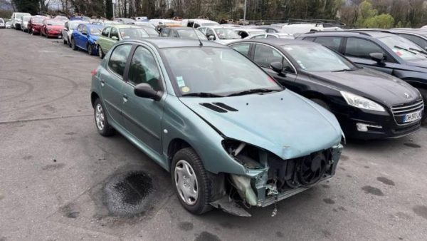 Anti brouillard droit (feux) PEUGEOT 206 PHASE 1 Essence - Image 11