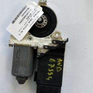 Moteur leve vitre avant droit VOLKSWAGEN BORA BREAK Diesel - Image 1
