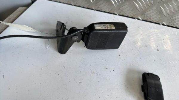 Attache ceinture arriere gauche PEUGEOT 207 PHASE 1 Diesel - Image 2