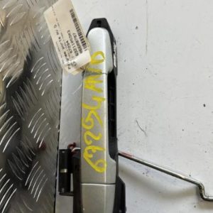Poignee porte avant droit TOYOTA COROLLA VERSO 2 PHASE 1 Diesel - Image 1