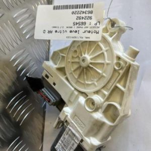 Moteur leve vitre arriere droit PEUGEOT 407 PHASE 1 BREAK Diesel - Image 1