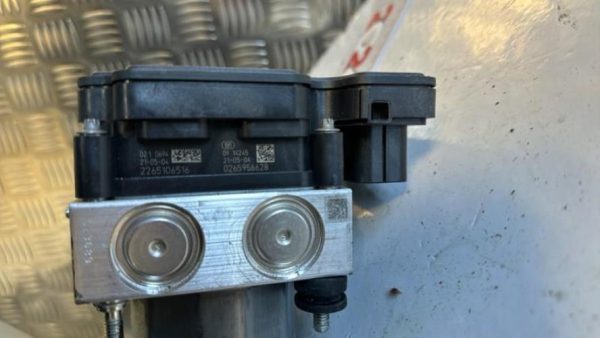 Bloc ABS (freins anti-blocage) DACIA DUSTER 2 PHASE 1 Diesel - Image 2