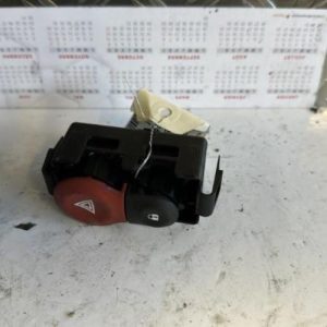 Bouton de warning RENAULT KANGOO 2 PHASE 1 Diesel - Image 2