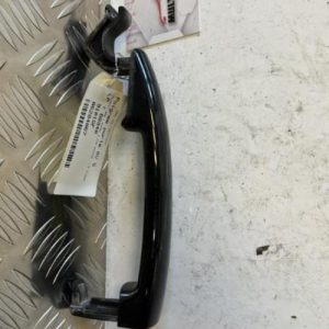 Poignee porte avant gauche PEUGEOT 308 1 PHASE 2 Diesel - Image 1