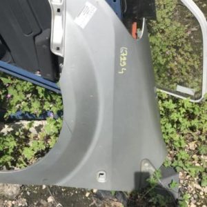 Aile avant gauche TOYOTA COROLLA VERSO 2 PHASE 1 Diesel - Image 1