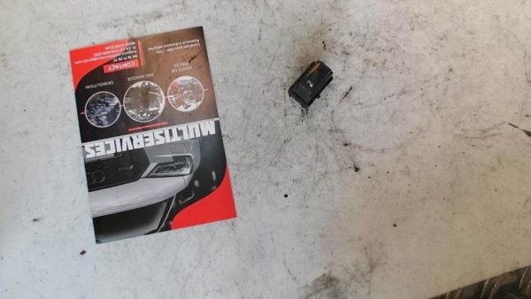 Bouton/Interrupteur RENAULT CAPTUR 1 PHASE 1 Essence - Image 3