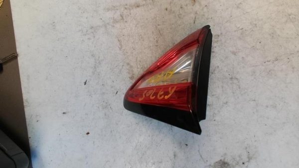 Feu arriere secondaire gauche (feux) RENAULT CAPTUR 1 PHASE 1 Essence - Image 3