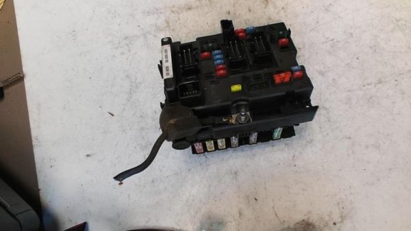 Boitier servitude moteur (BSM) PEUGEOT 206+ Essence - Image 2