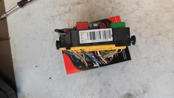 Boitier servitude moteur (BSM) PEUGEOT 208 1 PHASE 1 Diesel - Image 3