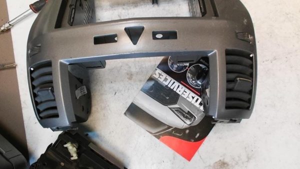 Aerateur tableau de bord OPEL ZAFIRA B PHASE 1 Diesel - Image 1