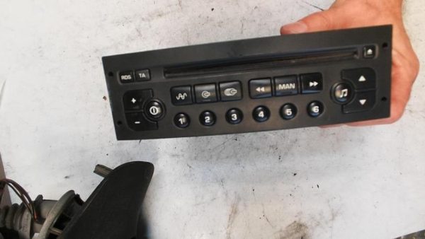 Autoradio d'origine PEUGEOT 307 PHASE 1 Essence - Image 1