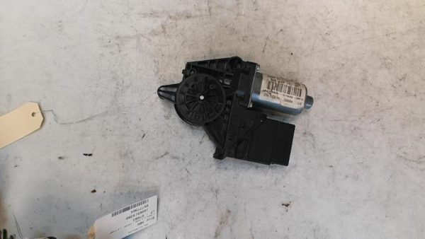 Moteur leve vitre arriere droit VOLKSWAGEN PASSAT 4 PHASE 2 Diesel - Image 3