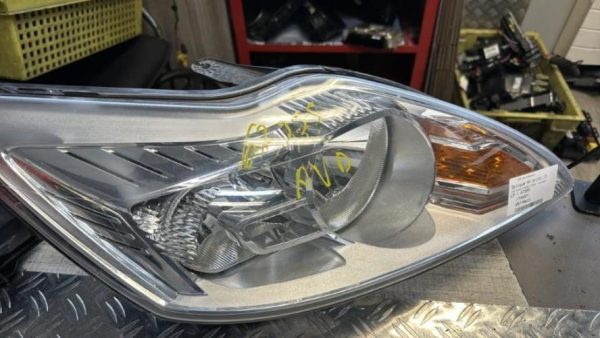 Optique avant principal droit (feux)(phare) FORD FOCUS 2 PHASE 2 Diesel - Image 2