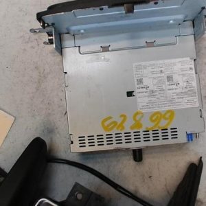 Autoradio d'origine DACIA DUSTER 2 PHASE 1 Diesel - Image 1