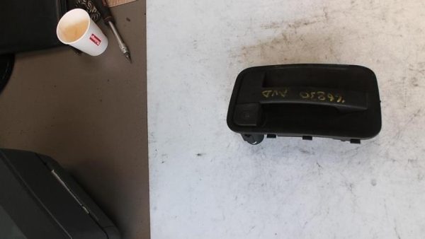 Poignee porte avant droit CITROEN JUMPY 1 - Image 1