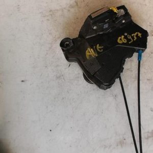 Serrure avant gauche TOYOTA AVENSIS 2 PHASE 2 Diesel - Image 1