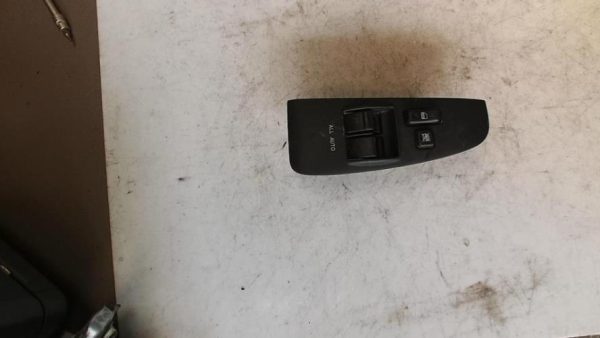Interrupteur de leve vitre avant gauche TOYOTA AVENSIS 2 PHASE 2 Diesel - Image 2
