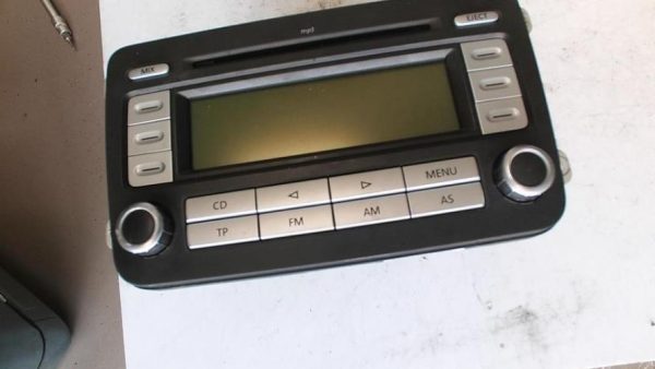 Autoradio d'origine VOLKSWAGEN GOLF PLUS PHASE 1 Diesel - Image 3