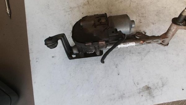 Moteur essuie glace avant gauche VOLKSWAGEN GOLF PLUS PHASE 1 Diesel - Image 1