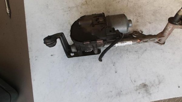 Moteur essuie glace avant gauche VOLKSWAGEN GOLF PLUS PHASE 1 Diesel - Image 2