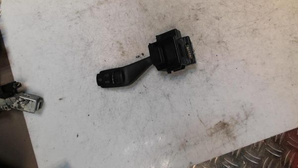 Commodo d'essuie glaces FORD FOCUS 2 PHASE 1 Diesel - Image 1