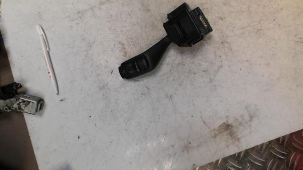 Commodo d'essuie glaces FORD FOCUS 2 PHASE 1 Diesel - Image 3