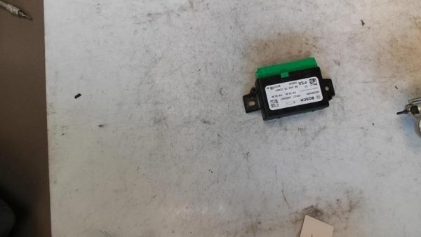 Calculateur PEUGEOT 208 1 PHASE 1 Diesel - Image 2
