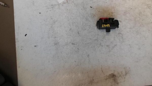 Bouton de warning RENAULT MEGANE 3 PHASE 1 Diesel - Image 2
