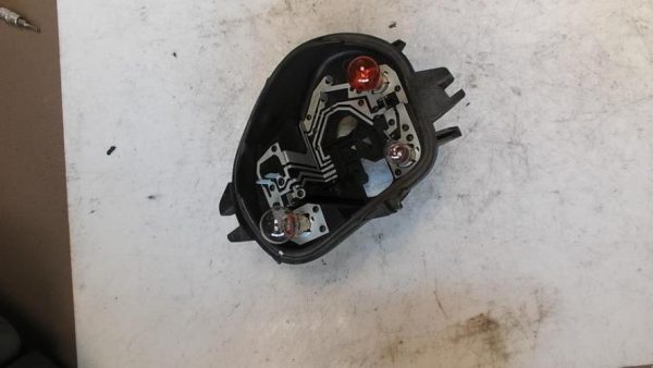 Platine feu arriere droit PEUGEOT 208 1 PHASE 1 Diesel - Image 2