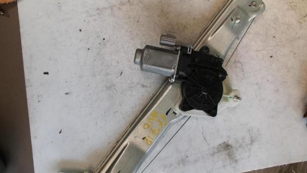 Leve vitre electrique avant droit FORD KA+ Essence - Image 3