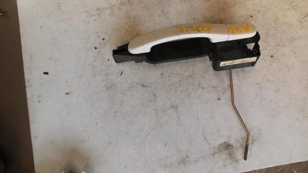 Poignee porte avant droit FORD KA+ Essence - Image 1