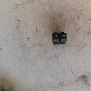 Interrupteur de leve vitre avant gauche DACIA DUSTER 1 PHASE 2 Essence - Image 1