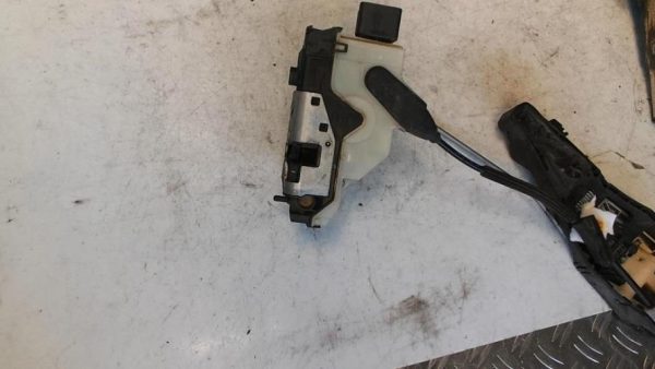 Serrure avant droit CITROEN DS4 PHASE 1 Essence - Image 3