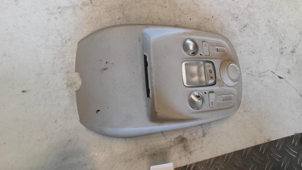Eclairage de plafonnier CITROEN C4 2 PHASE 1 Diesel - Image 1